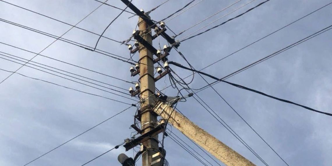 «Россети Кубань» призывает операторов и провайдеров не допускать незаконного подвеса ВОЛС