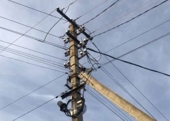 «Россети Кубань» призывает операторов и провайдеров не допускать незаконного подвеса ВОЛС