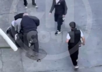 В Сочи полиция проводит по факту драки пенсионеров с подростками