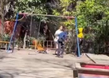 В Сочи подростки разожгли костер и подрались с мужчиной