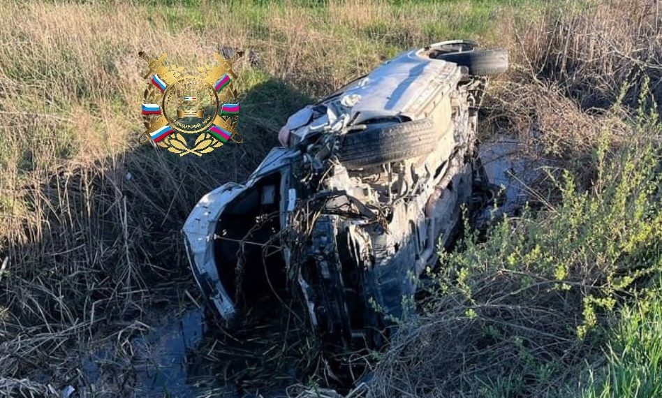 На Кубани 73-летний мужчина на Subaru опрокинулся в канал и погиб