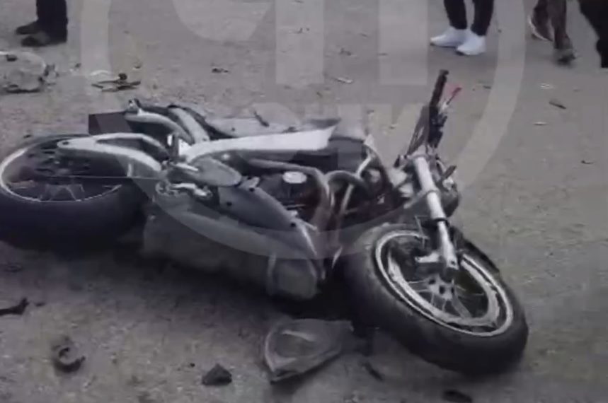 В Сочи иномарка сбила мотоциклиста: он отлетел на 10 метров