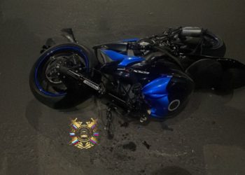 В Краснодаре мотоциклист погиб от столкновения с «Ладой» и ограждением