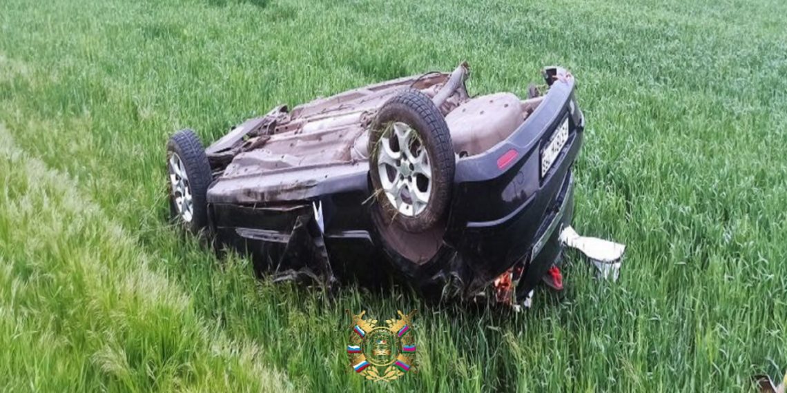 В ДТП с опрокинувшимся Opel на Кубани пострадали два человека