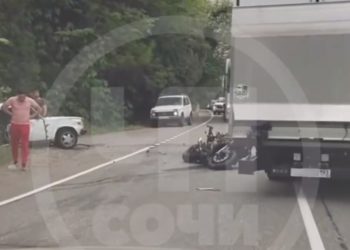В Сочи водитель «Жигулей» насмерть сбил мотоциклиста