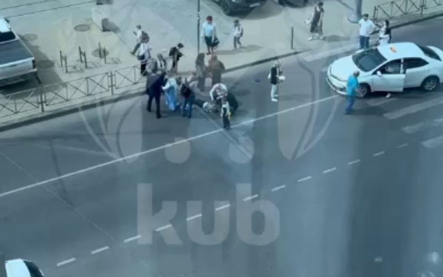 В Краснодаре таксист сбил ребенка