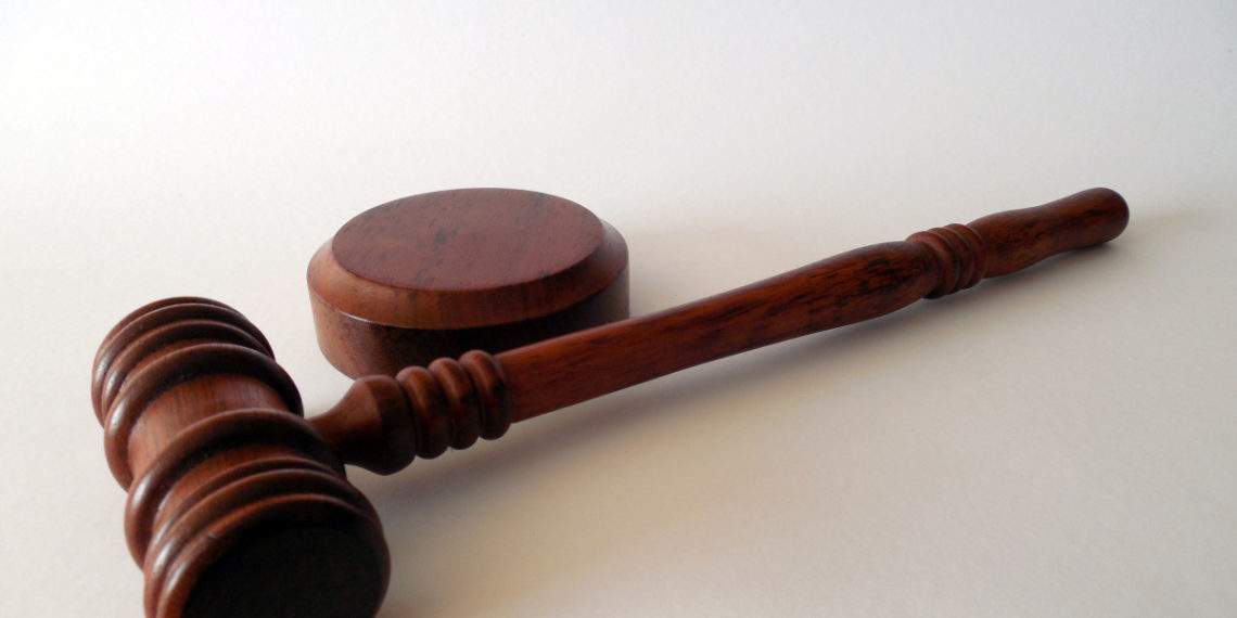 В Сочи приезжего арестовали на 8 суток за экстремистские лозунги