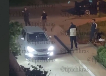 В Краснодаре во время разборок у магазина парню бутылкой раскроили лицо