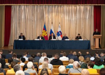 Копайгородский встретился с жителями Молдовского сельского округа