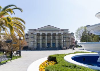 Копайгородский: в Сочи реставрируют Летний театр в парке Фрунзе