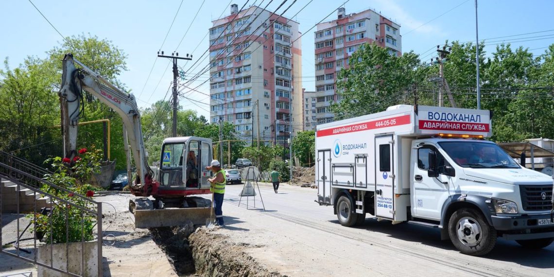 Копайгородский: в Сочи заменят 330 метров водопровода