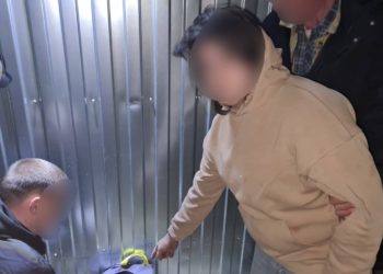 На Кубани 26-летняя девушка пыталась продать полкило наркотиков