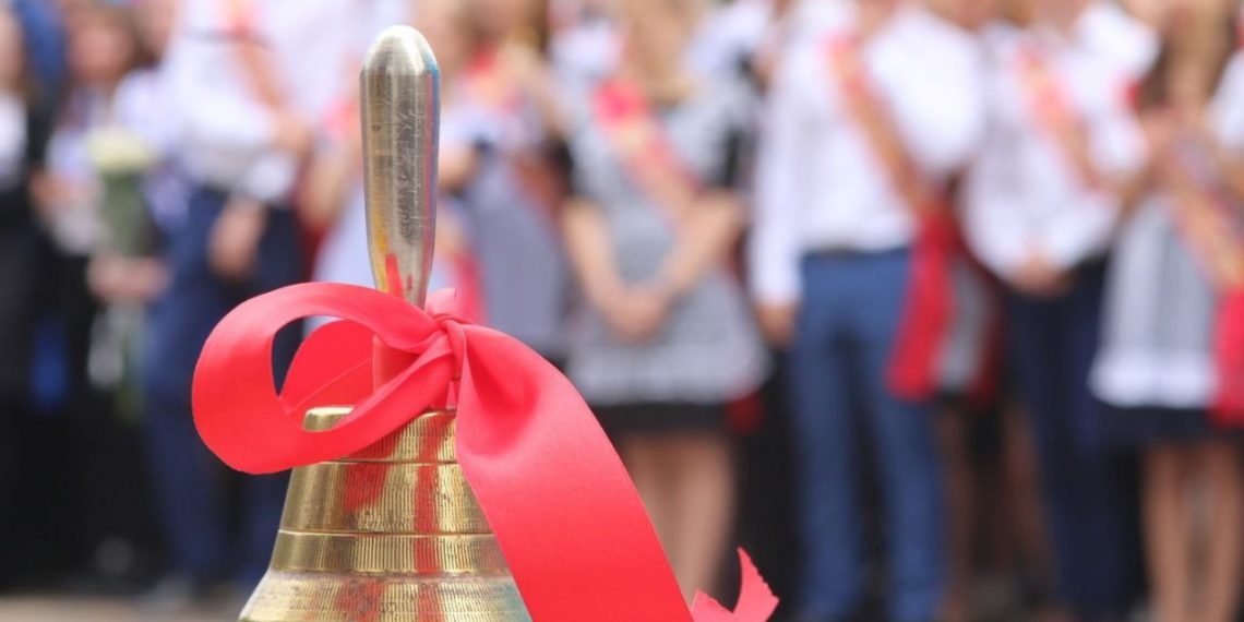 Последние звонки в школах Кубани прозвенят 24 и 25 мая