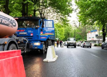 На улице Молокова в Сочи ремонтируют 11 тысяч квадратных метров дороги