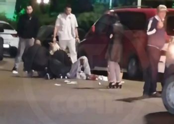 В Сочи мотоциклист врезался в BMW и сломал ногу