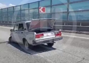 В ДТП с двумя ВАЗами в Сириусе пострадал один из водителей