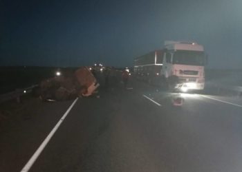 На Кубани водитель «Жигулей» погиб после столкновения с КамАЗом