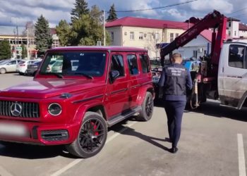 На Кубани водитель Gelandewagen пойдет под суд за нападение на скорую
