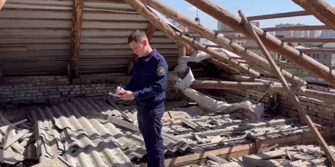 СК завел уголовное дело по факту срыва кровли в школе в Краснодаре