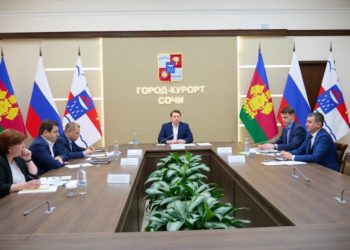 Копайгородский: в Сочи из аварийных домов расселят 537 семей в 2024 году