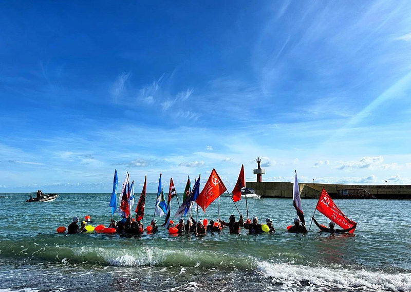 Сочинцы приняли участие в «Черноморской эстафете Победы»