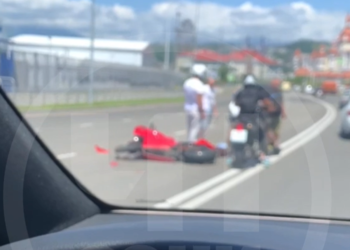 В Сириусе мотоциклист пострадал в ДТП с автомобилем