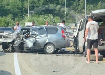 Один человек погиб, еще двое в больнице: страшное ДТП произошло на трассе в Сочи