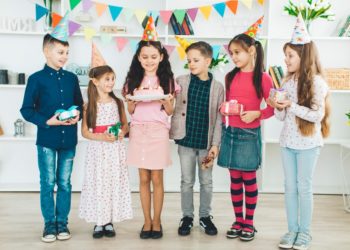 На Кубани прошел выпускной для дочери заведующей детсадом: подробности