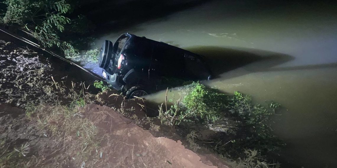 На Кубани водитель «Нивы» съехал в реку и погиб