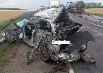 На Кубани стали известны подробности ДТП, в котором погибли водитель и пассажир