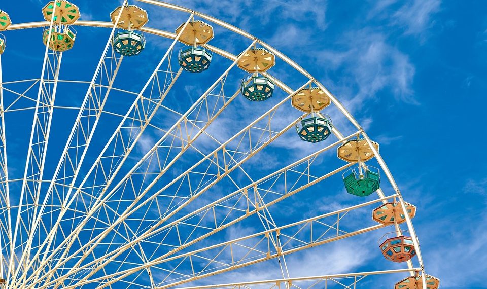 Аттракционы в парках Краснодара временно приостановят работу из-за жары