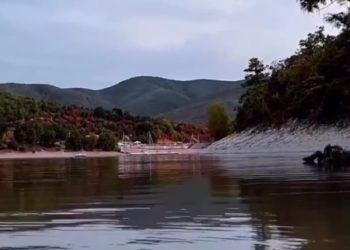 Утонувший под Анапой мальчик умер на руках у врачей