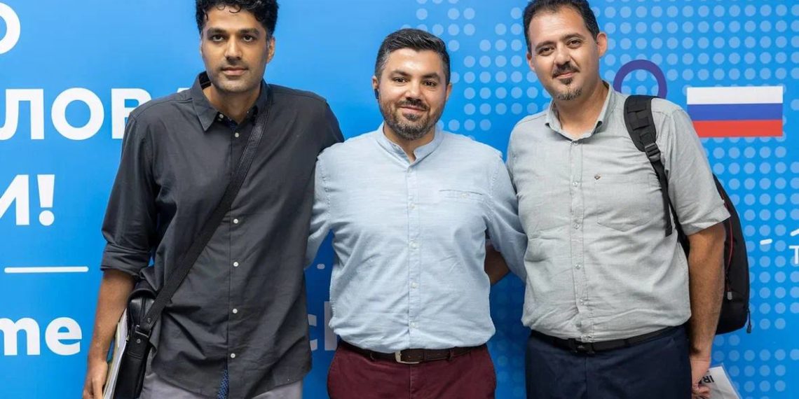 В Сочи прибыла первая туристическая группа из 104 иранских туристов