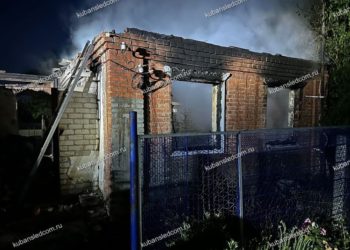 Ночью в Усть-Лабинске 53-летняя женщина заживо сгорела в своем доме