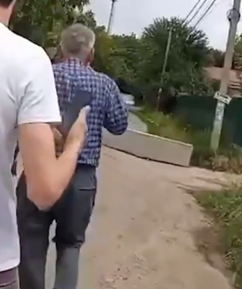 Кубанец на камеру извинился перед женщиной, которую назвал «донбасской рожей»