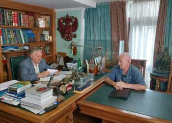 Константин Затулин провел личный прием граждан в Сочи