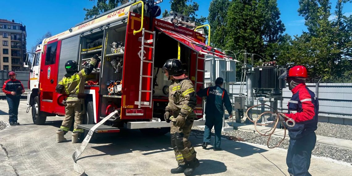 В Сочи провели тренировку по ликвидации возгорания на ключевой электроподстанции