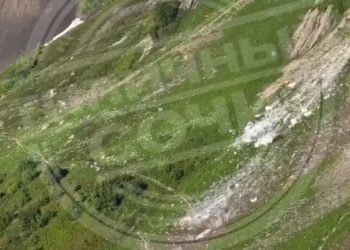 В МЧС прокомментировали гибель 29-летней девушки от лавины в Сочи