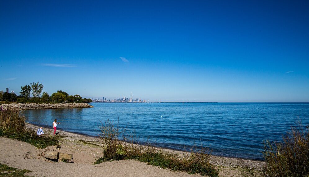 В Анапе турист пошел на море и потерял свою гостиницу