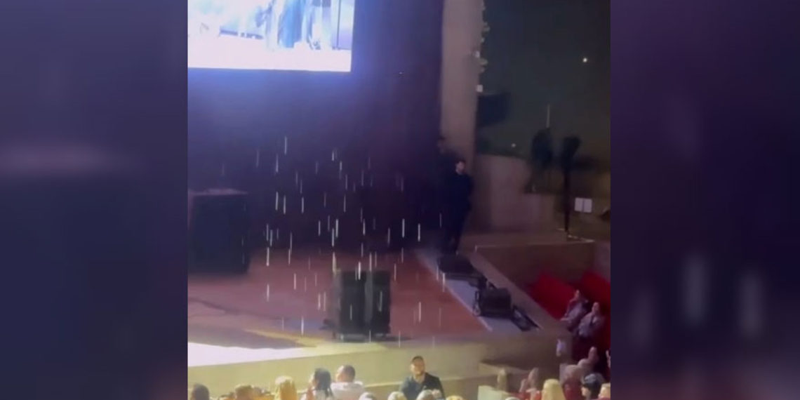 Ливешь устроил фанаткам Стаса Михайлова ледяной душ на концерте