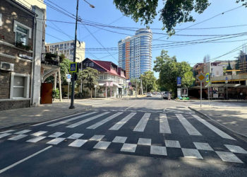 В Сочи отремонтированы 9 километров ведущих к соцобъектам дорог