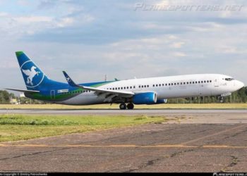 Прилетевший из Сочи в Коми самолет задел хвостом взлетную полосу