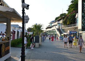 Сочи планирует принять более 1 млн туристов в августе 2024 года