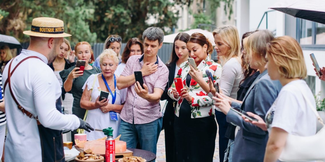 Новое место для отдыха в Сочи: на курорте открылся апарт-отель «Булгаков»!