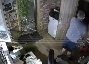 В Краснодаре мужчина избил охранника коттеджного поселка