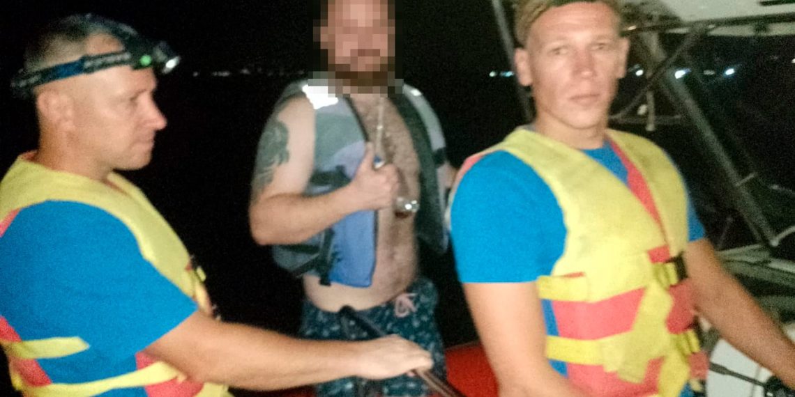 На Кубани спящего мужчину на сап-борде унесло на 10 километров