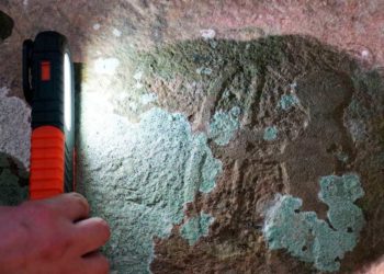 Редкий барельеф на дольмене обнаружили ученые в Сочи