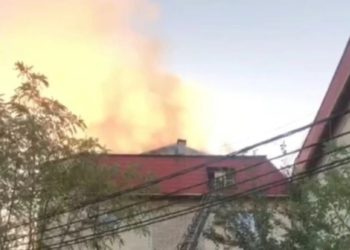 Из горящей многоэтажки в Краснодаре сотрудники МЧС спасли 24 человека