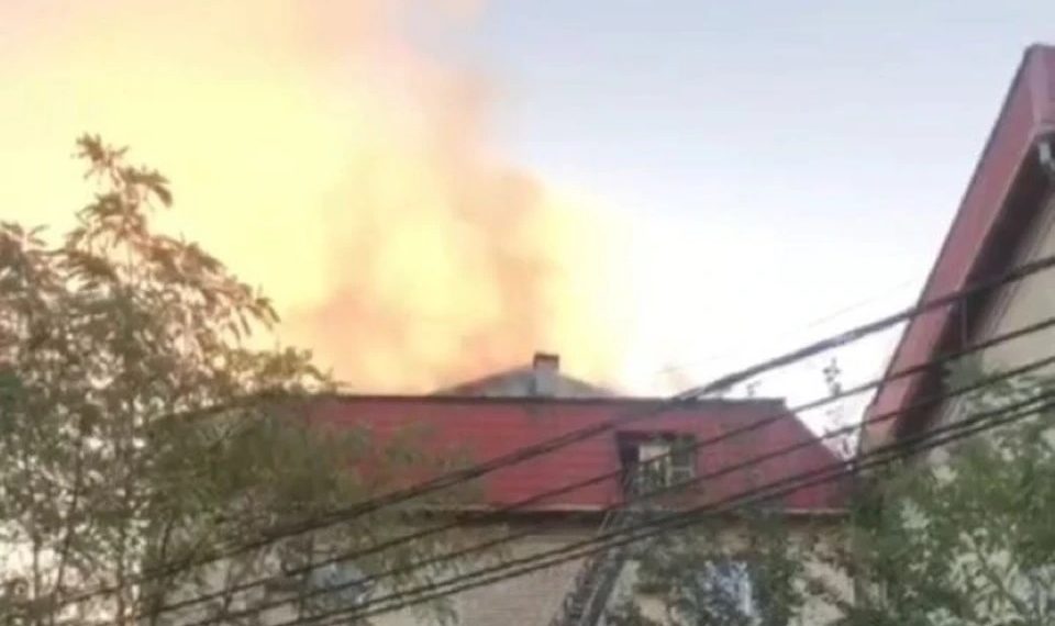 Из горящей многоэтажки в Краснодаре сотрудники МЧС спасли 24 человека