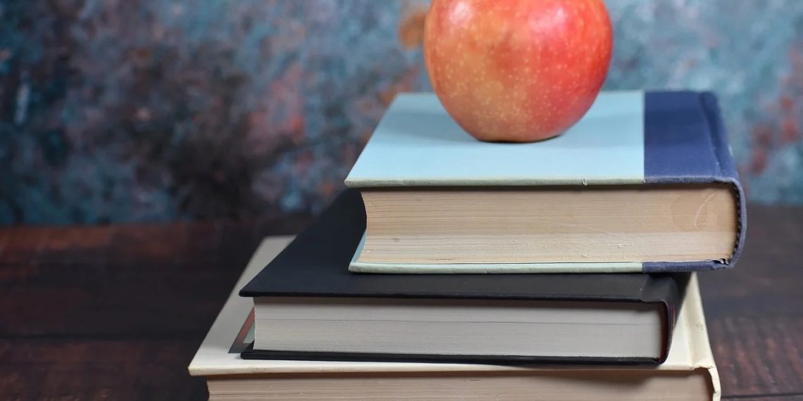 Штрафы за оскорбление учителей одобрили 67% жителей Краснодара